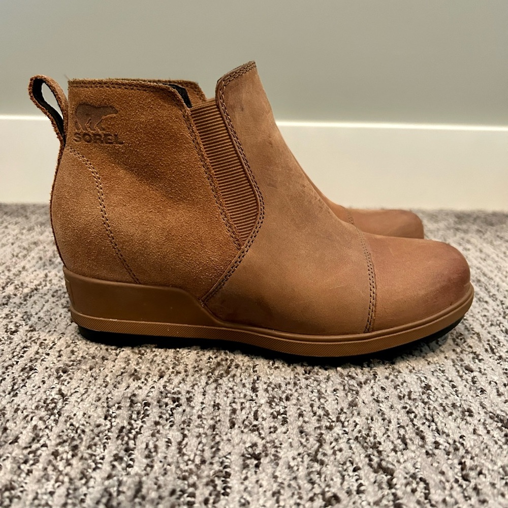 Sorel Evie II Chelsea Bootie Size 7 Like New